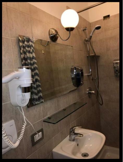 Hotel Giorni A Roma Extérieur photo